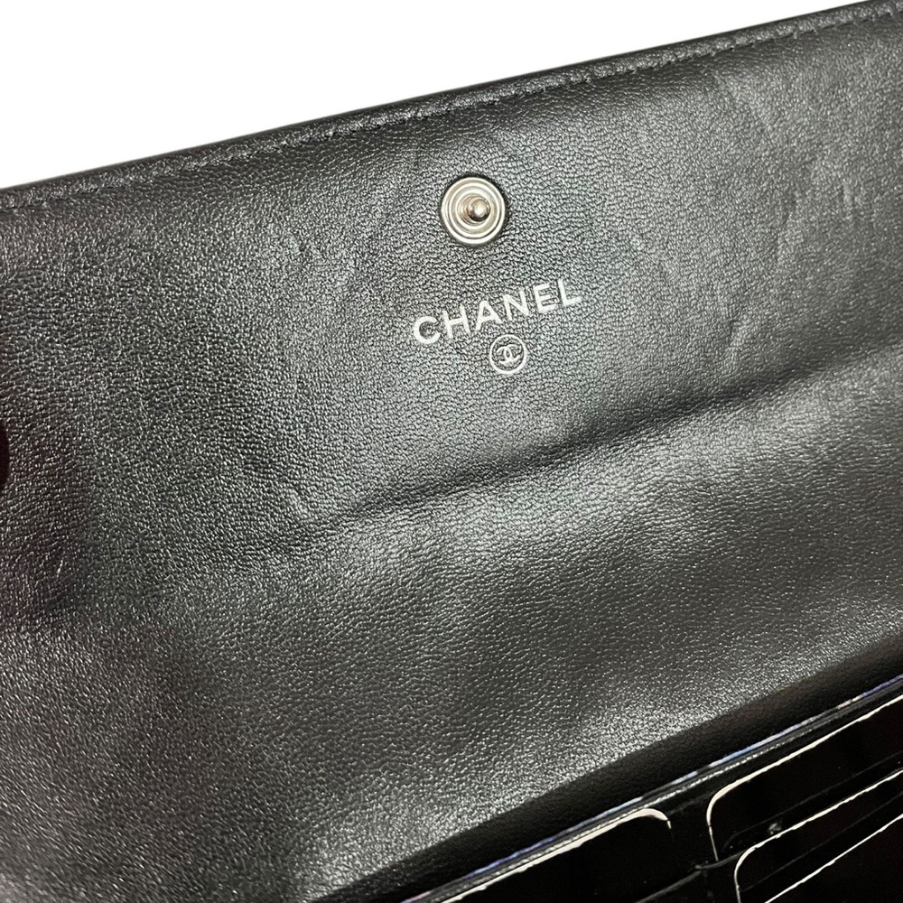 (RARE ITEM) CHANEL Black Lambskin Leather Long Flap Wallet - Series 29 w/COA - Picture 4 of 5